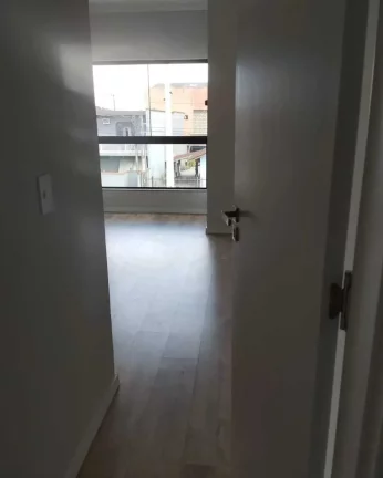 Imagem Geminado com 3 dormitórios sendo 1 suíte e 2 vagas - Aventureiro | Joinville/SC