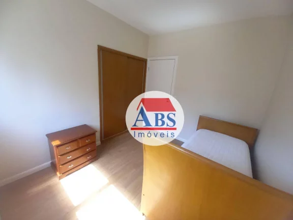 Imagem Apartamento com 3 dormitórios à venda, 100m² por R$ 700.000 - Gonzaga - Santos/SP Um por andar