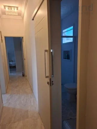 Imagem Casa em Condomínio de Luxo em Jundiaí-SP: 3 Quartos, Suíte, 4 Vagas - Jardim Celeste