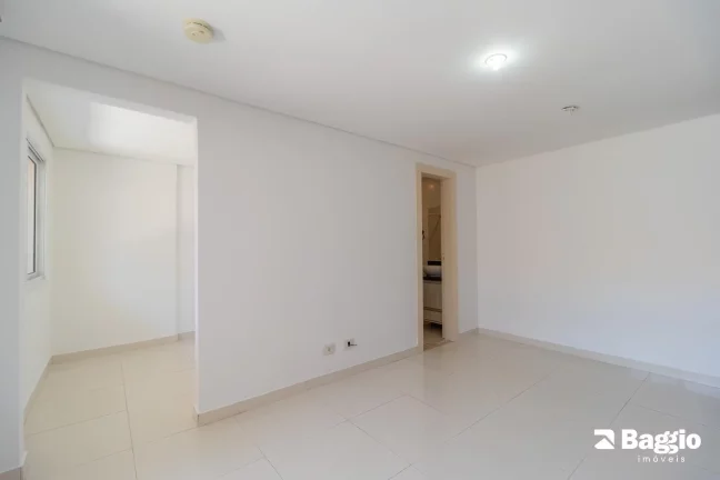 Imagem Casa térrea em condomínio em Santa Felicidade 2 suites