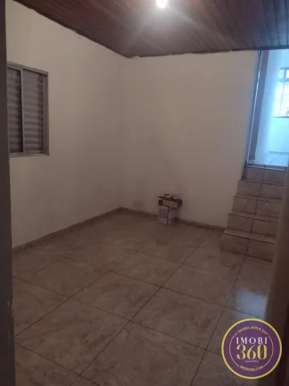 Imagem CASA PARA LOCAÇÃO NO PARQUE BOTURUSSU