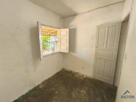 Imagem Casa Linear com 2 Quartos à Venda no Bairro Perocão - Guarapari/ES