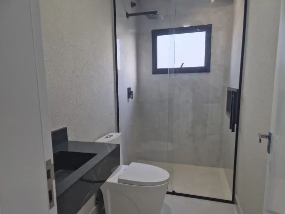 Imagem Casa térrea à venda com 4 quartos, sendo 2 suítes, no condomínio Alto da Floresta, Bom Jesus dos Perdões - SP