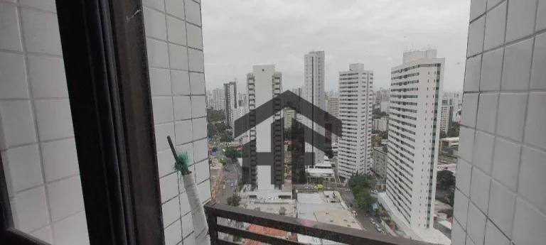 Imagem Apartamento com 2 Quartos à venda em Casa Amarela no Recife/PE