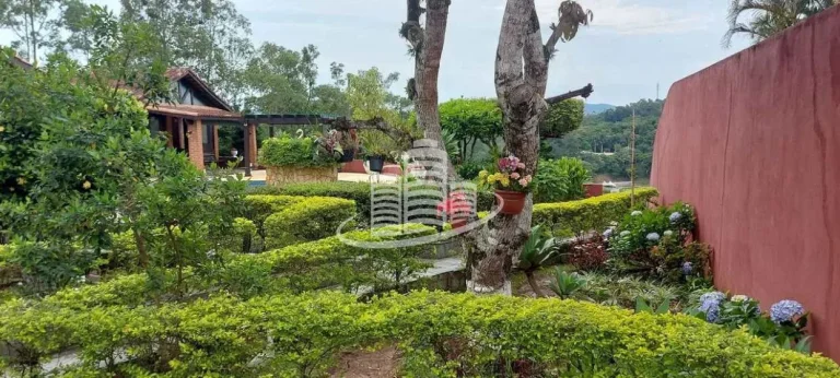 Imagem Linda casa de campo ,condomínio fechado de alto padrão ,portaria com reconhecimento fácil ,segura...