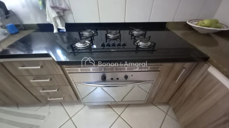 Imagem Linda casa em uma região de muito verde e tranquilidade, bolsão de chácaras perto da entrada de V...