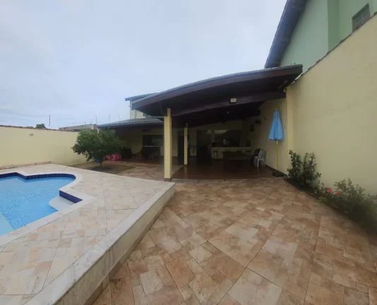Imagem Casa para Venda em Peruíbe, Estância Balneária Belmira Novaes, 2 dormitórios, 2 suítes, 1 banheiro, 2 vagas