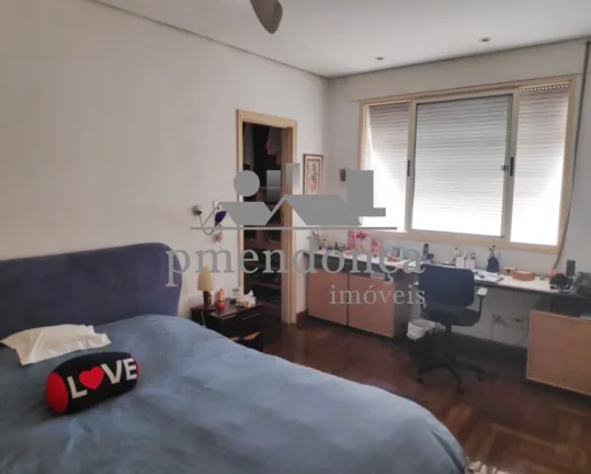 Imagem Apartamento com living para 02 ambientes, amplas janelas, lavabo, dormitórios ricos em armários, b...