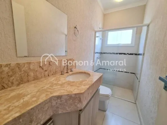 Imagem Casa à venda no condomínio Swiss Park. 3 quartos e 3 suítes, 220m²