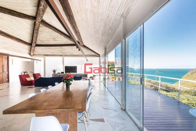 Imagem Casa com 5 dormitórios à venda, 431 m² por R$ 3.200.000 - Village de Búzios - Armação dos Búzios/RJ