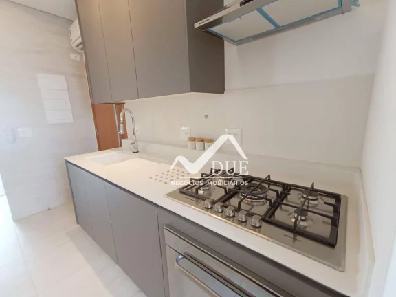 Imagem Apartamento com 3 dormitórios à venda, 159 m² por R$ 3.030.000,00 - Embaré - Santos/SP