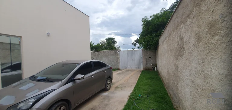 Imagem CASA RESIDENCIAL em ESMERALDAS - MG, FERNÃO DIAS