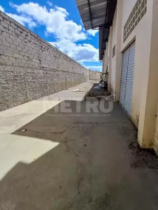 Imagem Galpão à venda no Distrito Industrial com 1950m, PETROLINA - PE
