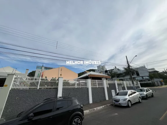 Imagem Terreno com 03 Sobrados Geminados à Venda – Praia dos Amores, Balneário Camboriú