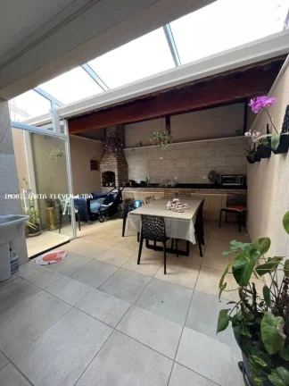 Imagem Sobrado para Venda em Guarulhos / SP no bairro Jardim Paraventi