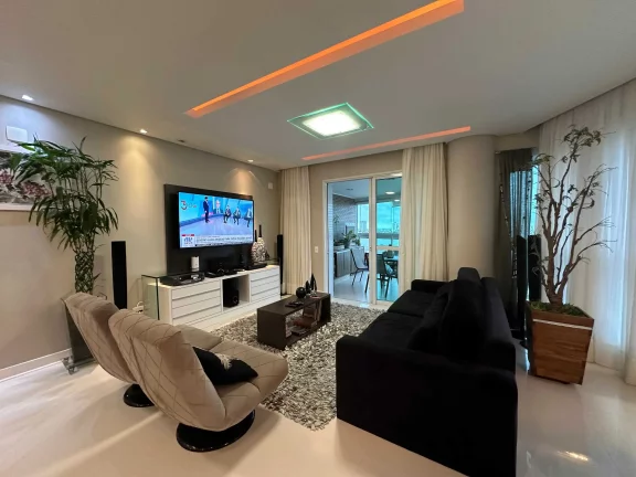 Imagem Apartamento mobiliado com 4 suítes e 3 vagas de garagem no bairro Fazenda em Itajaí