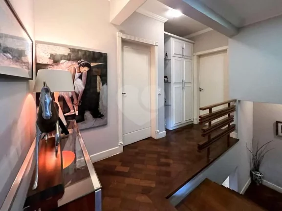 Imagem Casa à venda com 4 quartos, sendo 4 suítes, em Vila Santo Antônio, Cotia - SP