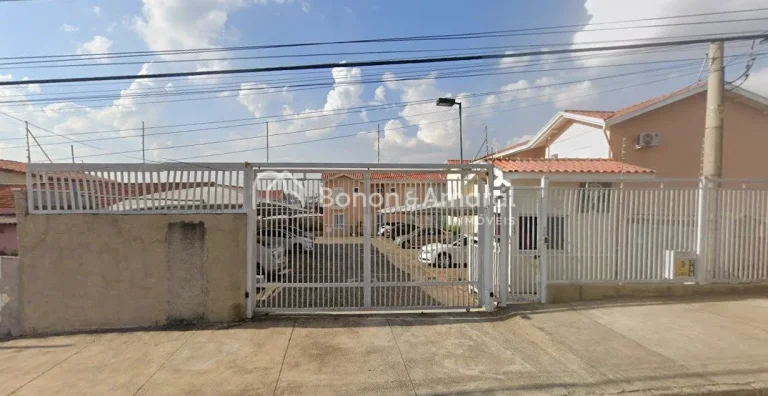 Imagem Características do Imóvel:

3 Dormitórios: Sendo 1 suíte com closet
Banheiros: 2 banheiros com a...