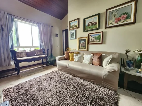 Imagem Casa em Condomínio para Venda em Teresópolis / RJ no bairro Bom Retiro