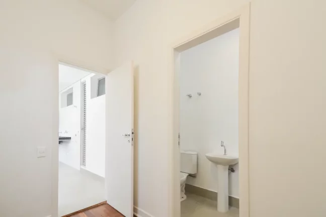 Imagem Apartamento à venda em São Paulo, Cerqueira C?(C)sar, com 3 quartos, 187m2