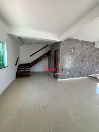 Imagem Casa com 3 dormitórios à venda, 160 m² por R$ 780.000,00 - Jardim Excelsior - Cabo Frio/RJ
