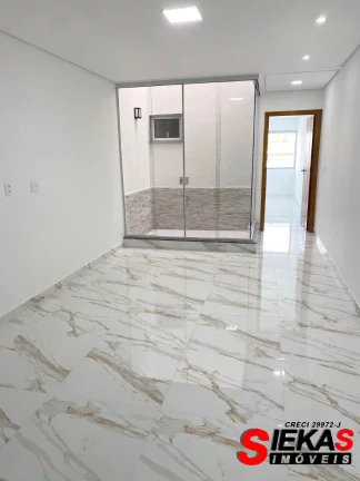 Imagem Imperdível oportunidade de adquirir uma casa de luxo em São Paulo-SP, na Vila Salete! 3 quartos, 3 suítes, 2 salas, 4 banheiros, 4 vagas de garagem e 200m² de área.