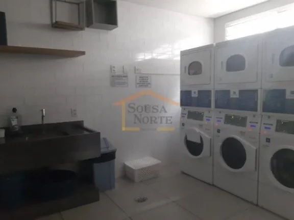 Imagem Apartamento 2 dormitórios, sala, cozinha com armários, banheiro, sem vaga de garagem. 34m².

Cond...