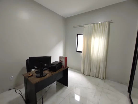 Imagem Casa De 3/4 Sendo Dias Suites No Jardim Marista Em Trindade