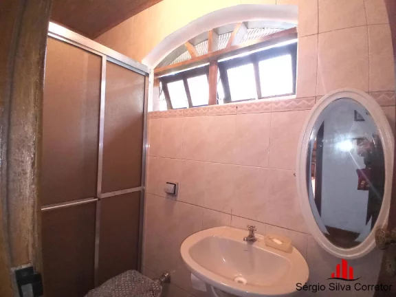 Imagem Casa Para Venda Com 03 Dormitórios, na Vila Britania em Campos do Jordão.