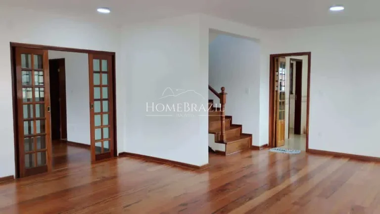 Imagem Casa à venda, com 4 quartos, 235m2