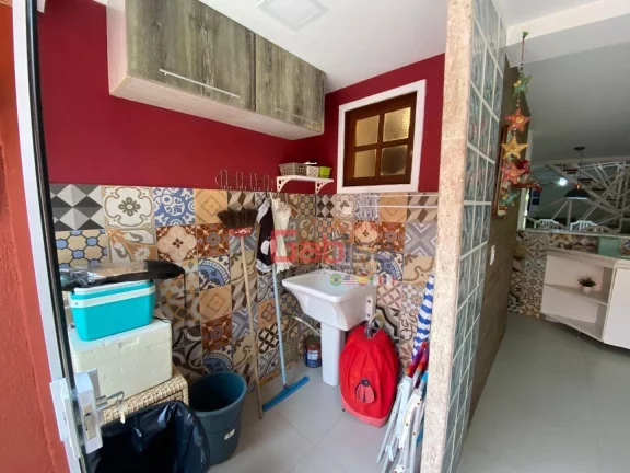 Imagem Casa mobiliada em condomínio frente mar com piscina em Búzios, R$ 425 mil