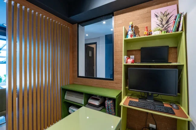 Imagem Casa no condomínio New England Condominium para venda com 3 quartos, sendo 2 suítes , 264m2