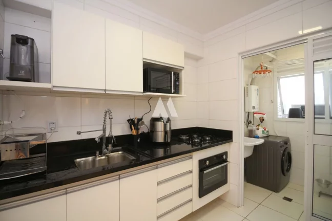 Imagem Apartamento de 2 Suítes com Vista para o Mar no Embaré