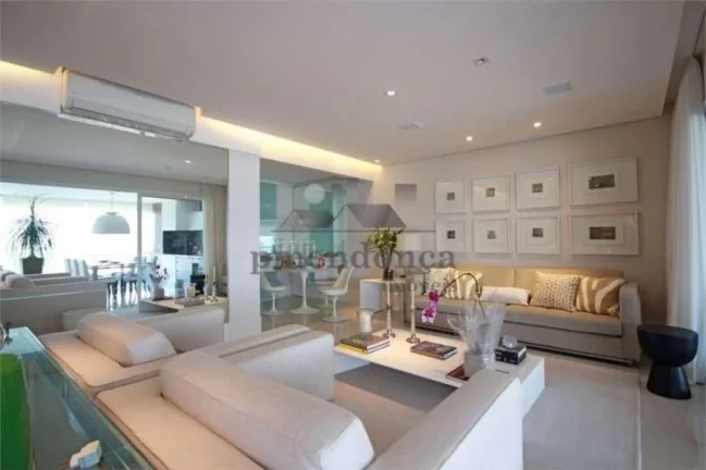 Imagem Beleza e encanto desse apartamento com 170 m² invadem os espaços permeados por tonalidades neutras...