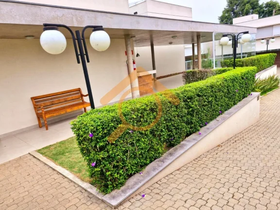 Imagem Casa em Condomínio de Luxo em Interlagos! 4 quartos, 2 suítes, 3 salas, 4 banheiros, 4 vagas. 250m². Residencial Paineiras Interlagos. Pacote 8.500,00.