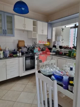 Imagem Amplo Apartamento em Prédio Sem Condomínio à Venda no bairro Vila Guiomar em Santo André