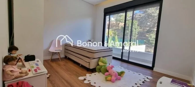 Imagem Belíssima Casa de Condomínio à Venda em Sousas - Campinas.

Casa nova recém construída, terreno...