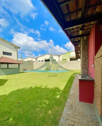 Imagem Chácara à Venda em Atibaia: 3582,16m² de Terreno e 390,76m² de AC