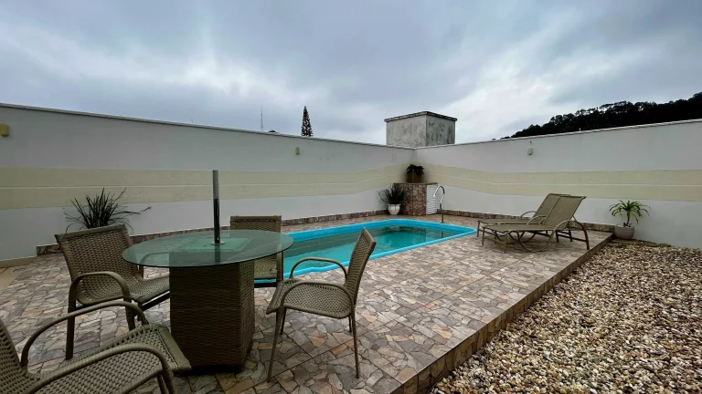 Imagem Casa de alto padrão 3 dormitórios sendo 1 suíte 1 vaga, Prainha de São Miguel - Penha/SC