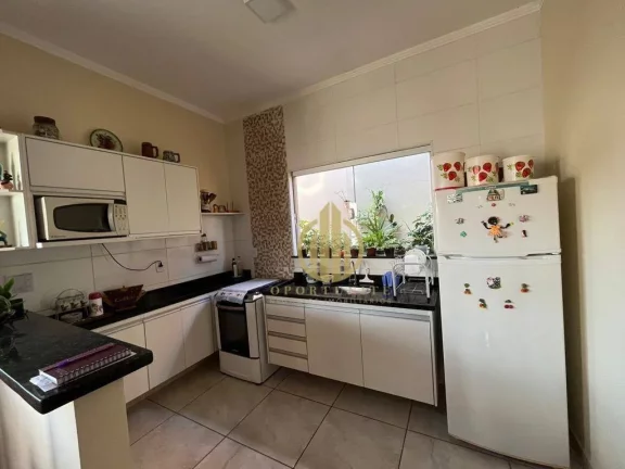 Imagem Casa com 3 dormitórios à venda, 106 m² por R$ 500.000,00 - Villas Mabel - Ribeirão Preto/SP
