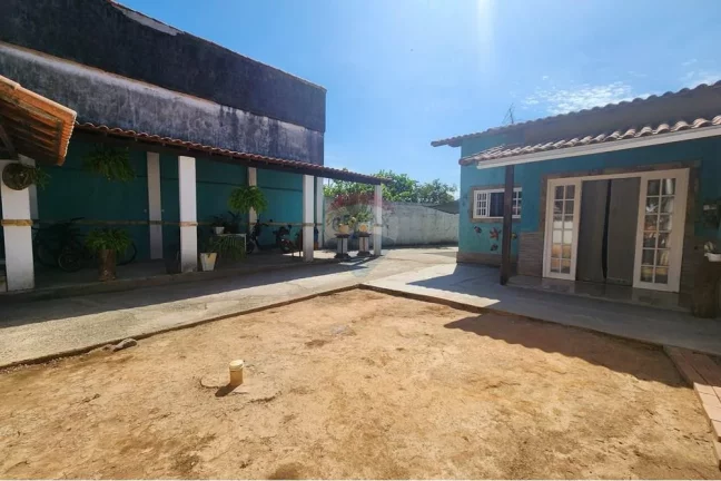 Imagem Casa 2 quartos, uma suíte, amplo quintal, 247m de área, em Itaipuaçu, Maricá - Imperdível!