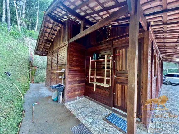 Imagem Casa charmosa a venda em Campos do Jordão