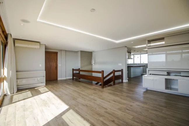 Imagem Cobertura Duplex de 3 dormitórios 435 metros quadrados e Piscina Privativa no Centro de N. Hamburgo