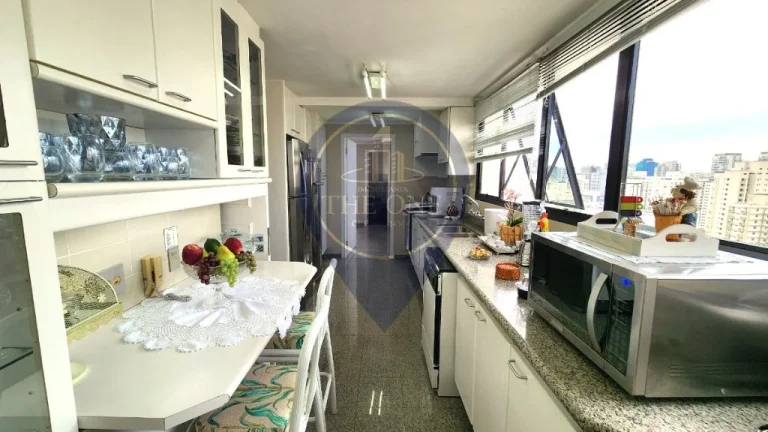 Imagem Apartamento de Luxo à Venda em São Paulo-SP, no Bairro Indianópolis, com 4 Suítes e 3 Vagas de Garagem