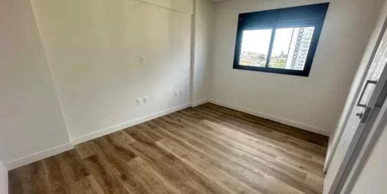 Imagem Apartamento 4 dormitórios sendo 2 suítes e 1 vaga de garagem - Floresta, São José/SC
