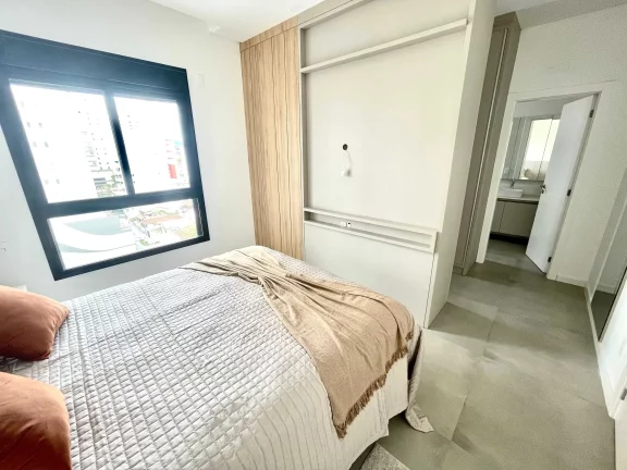 Imagem Apartamento com 3 Suítes sendo 1 master e 2 vagas de garagem no Centro – Balneário Camboriú/SC