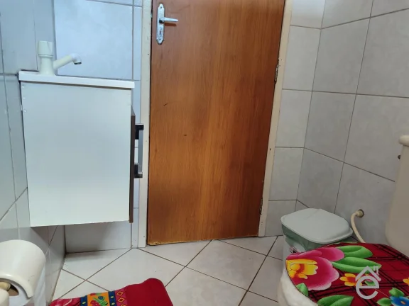 Imagem Excelente casa com energia solar no Vergerl com 3 quartos sendo um suite.