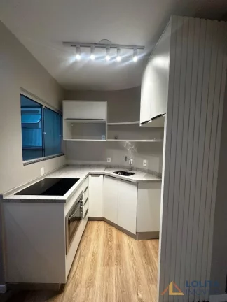 Imagem Apartamento à venda, de 2 quartos no Centro de Florianópolis.