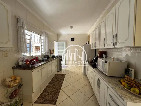 Imagem Casa Ampla com 3 Dormitórios à Venda no Cidade Jardim II - Jundiaí-SP