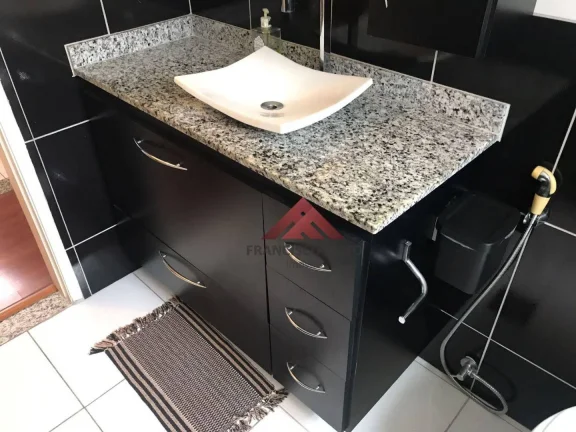 Imagem Apartamento com 2 dormitórios à venda, 50 m² por R$ 265.000,00 - Largo do Barradas - Niterói/RJ